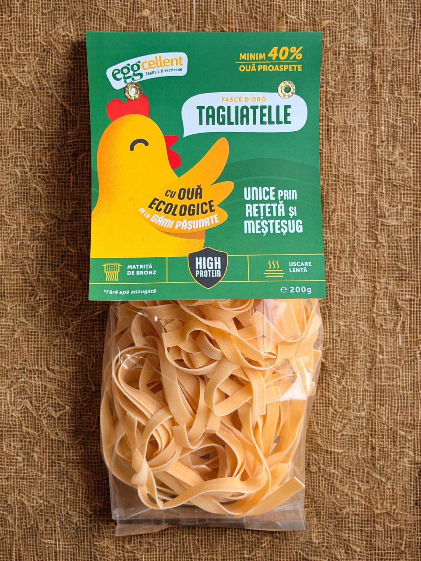 Tagliatelle front